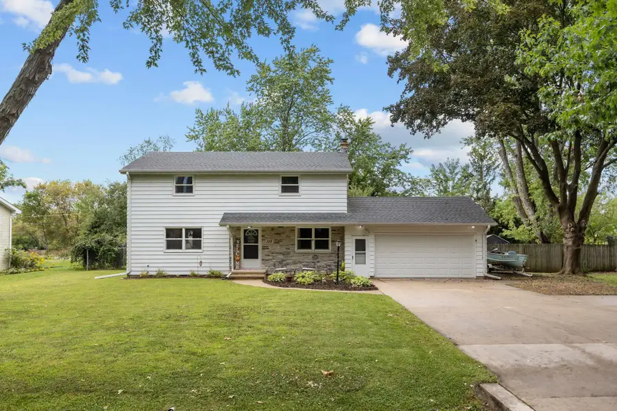113 Cumings Lane, Neenah, WI 54956 - #2