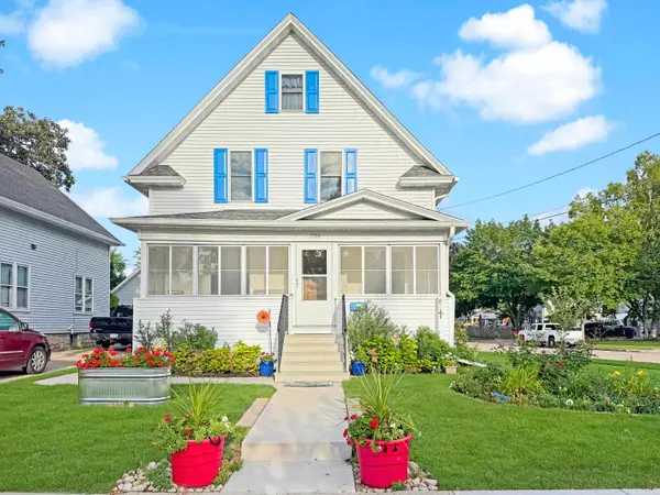 1564 Plummer Street, OSHKOSH, WI 54902-6565