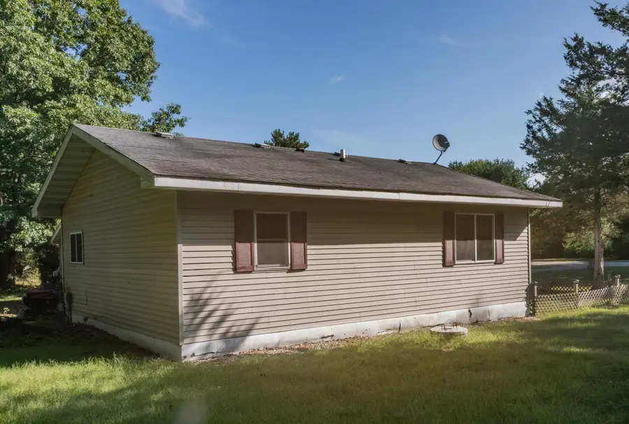 453 N 2nd Avenue, Redgranite, WI 54970 - #2