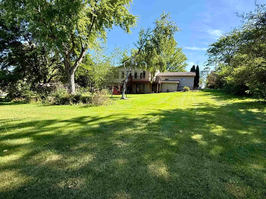 1005 S Webster Avenue, Omro, WI 54963 - #3