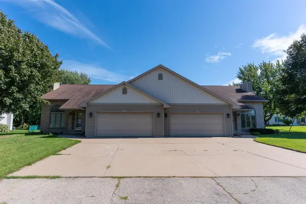 N9674 Golden Way, APPLETON, WI 54915