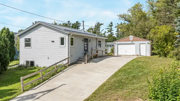 515 N Nash Street, HORTONVILLE, WI 54944