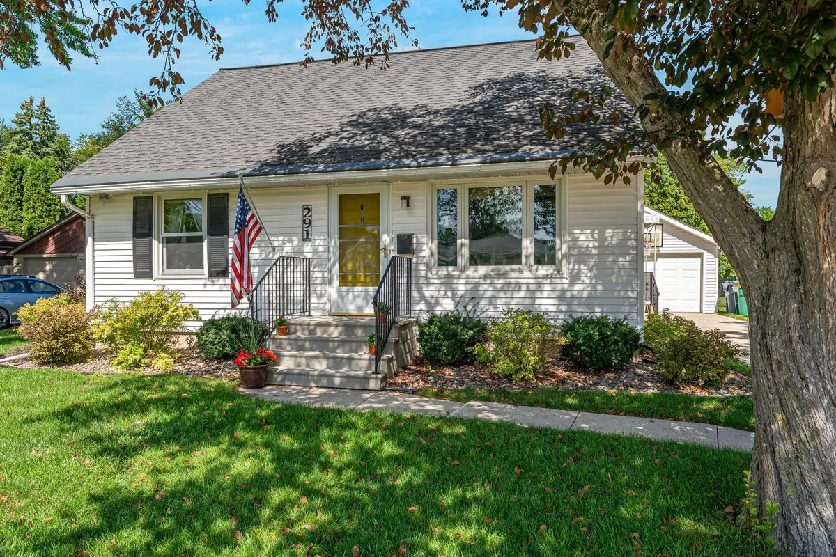 291 17th Street, Fond Du Lac, WI 54935 - #1
