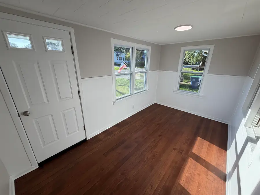 8 S 5th Street, Winneconne, WI 54986-9581 - #2