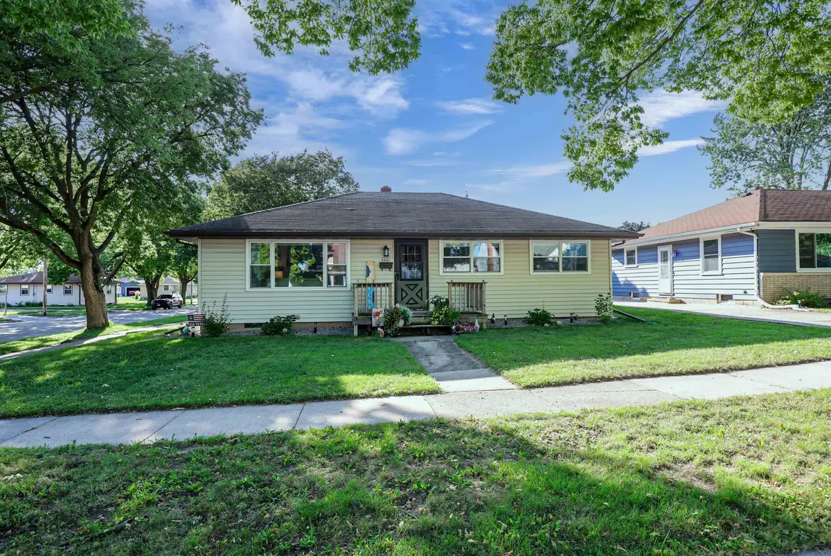 352 S Joseph Street, Kimberly, WI 54136 - #1