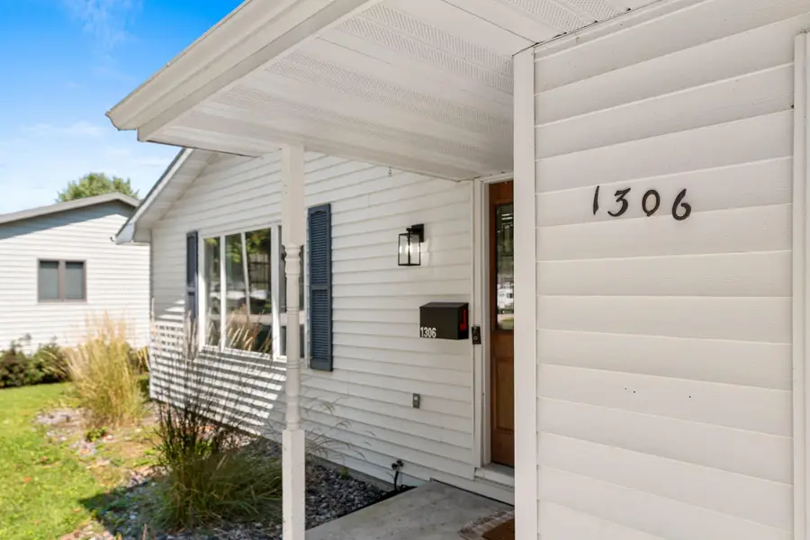 1306 Hillcrest Avenue, Kewaunee, WI 54216-1650 - #2