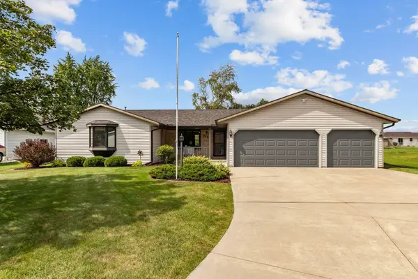 2154 Nellie Lane, GREEN BAY, WI 54311