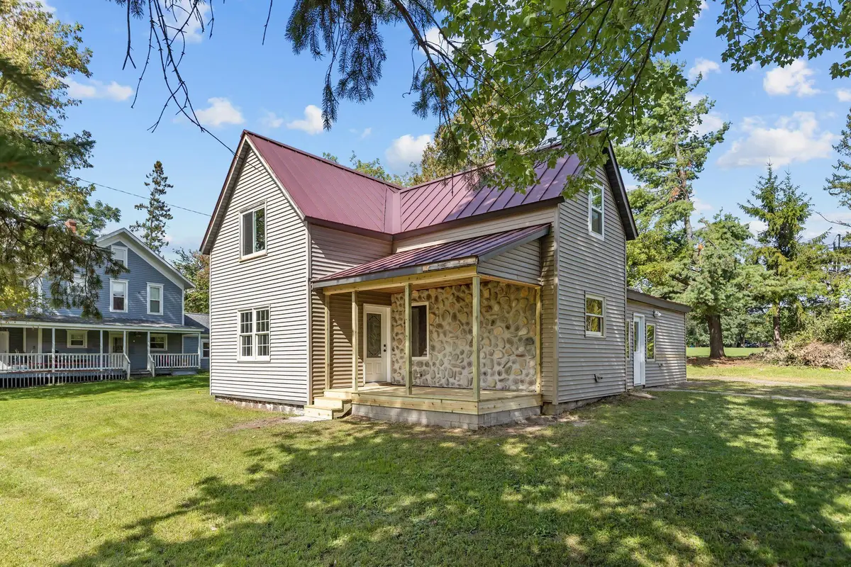 160 Mill Streets, Iola, WI 54945 - #1