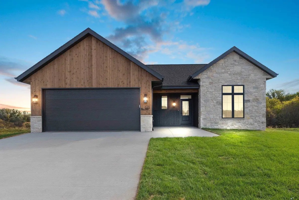 397 Farmhouse Lane, Combined Locks, WI 54113 - #1