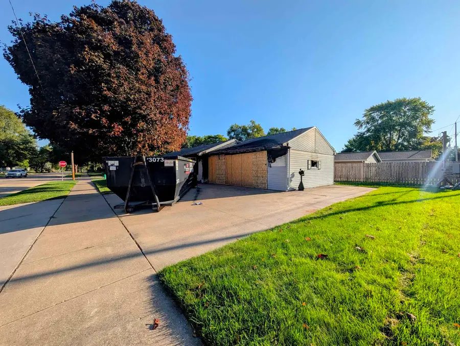 2500 S Kernan Avenue, Appleton, WI 54915 - #3