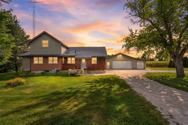 N7036 County Road I, FOND DU LAC, WI 54937