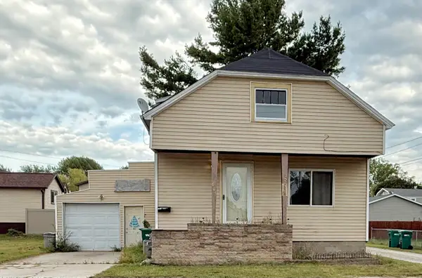 607 Cushman Street, MARINETTE, WI 54143