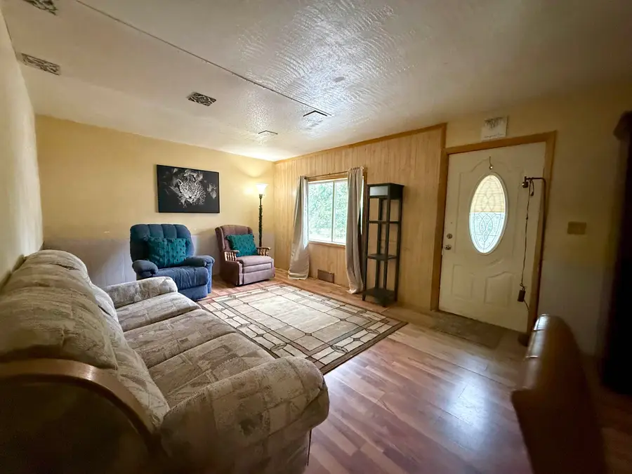 607 Cushman Street, Marinette, WI 54143 - #3