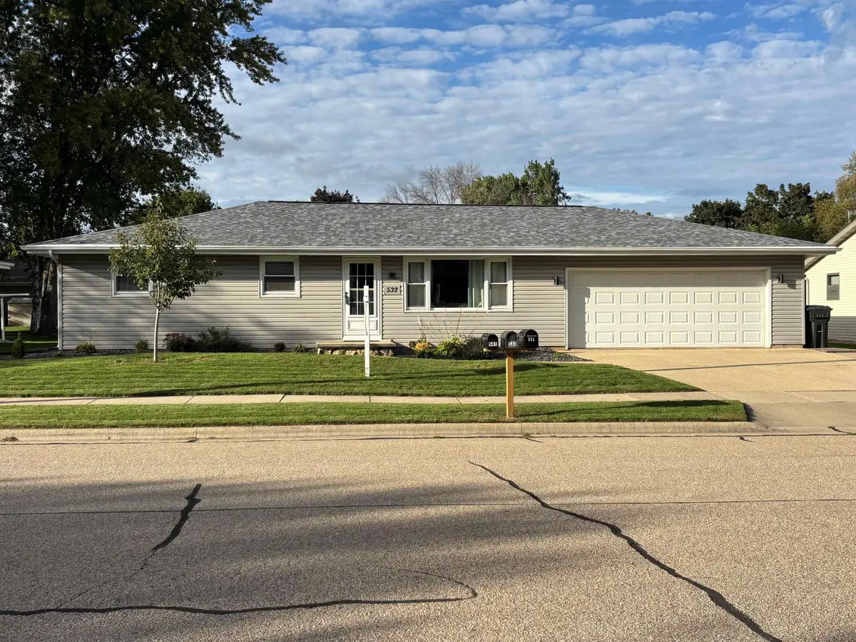532 Willow Drive, Kaukauna, WI 54130-3048 - #1