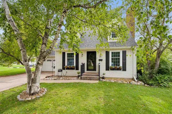 1214 Irwin Avenue, DE PERE, WI 54115