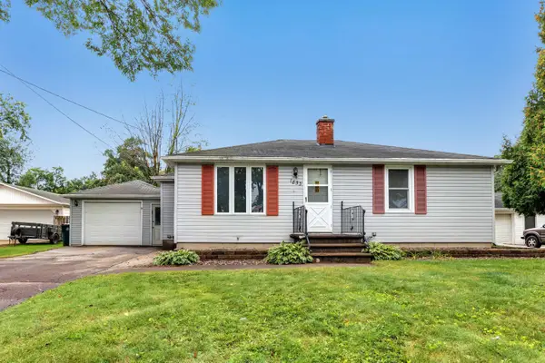 1853 Glenview Avenue, GREEN BAY, WI 54303
