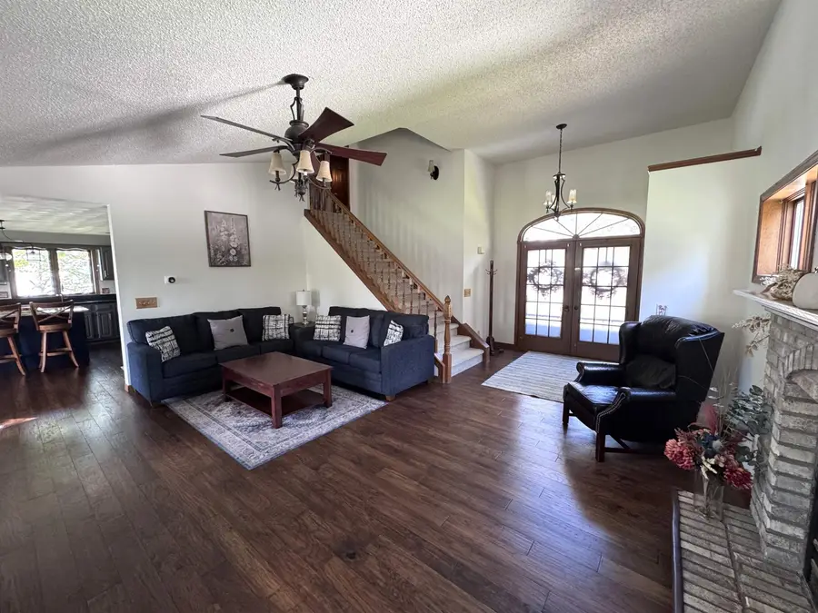 W2311 Valleywood Lane, Appleton, WI 54915-8711 - #3