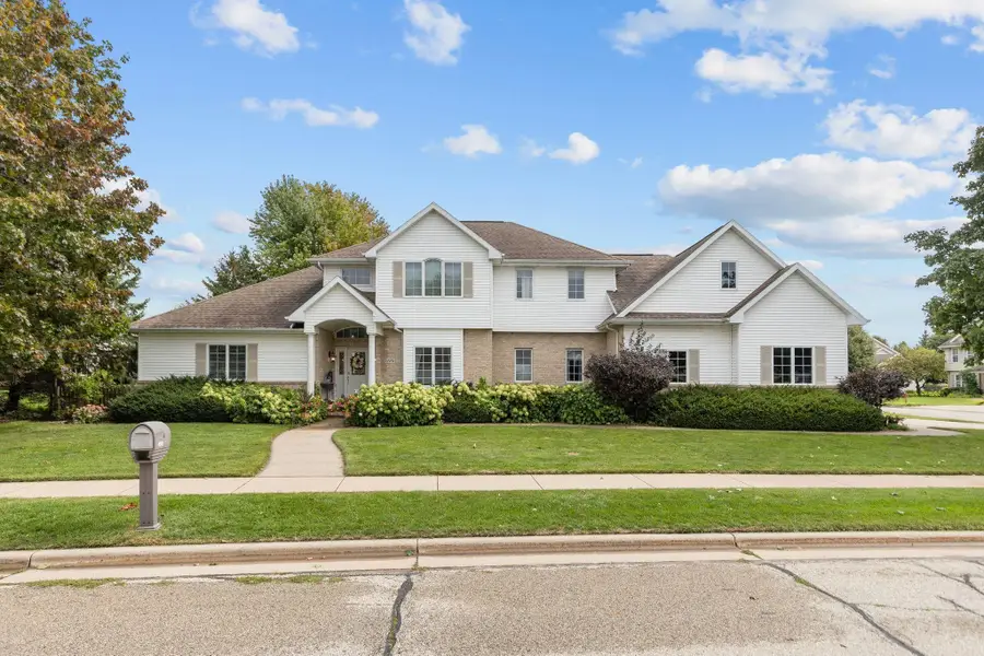 1426 Mahler Boulevard, Neenah, WI 54956 - #2