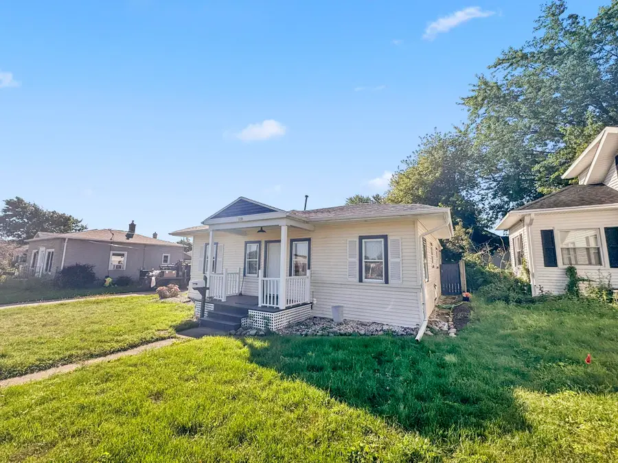 109 E 1st Street, Kimberly, WI 54136 - #2