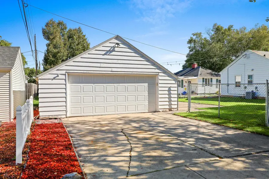 1106 Minahan Street, Green Bay, WI 54303-4047 - #3