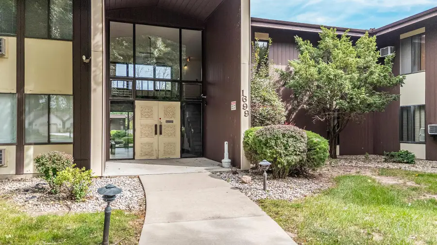 1699 Alcan Drive #212, Menasha, WI 54952 - #3