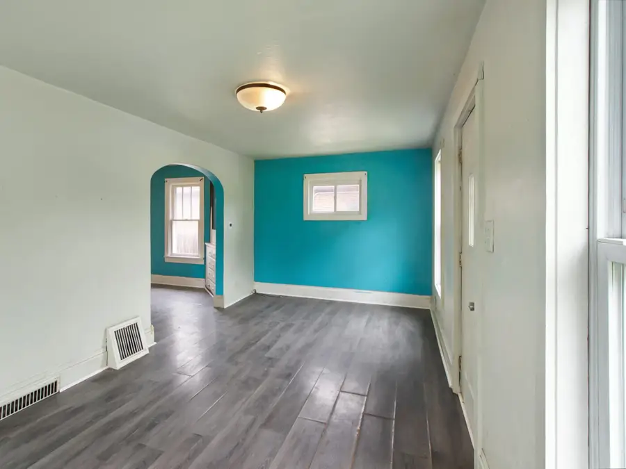 1405 S Van Buren Street, Green Bay, WI 54301 - #3