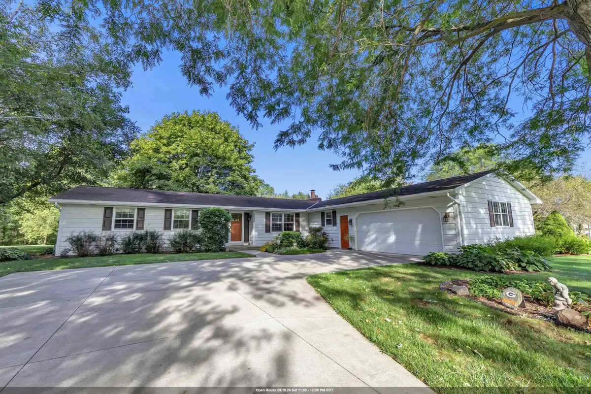 3826 Hidden Valley Lane, Green Bay, WI 54311 - #1