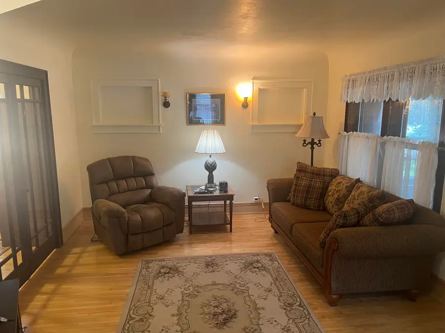 305 Victoria Street, Green Bay, WI 54302-2817 - #2