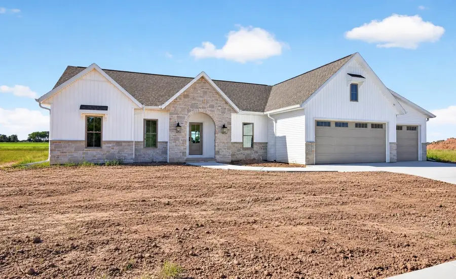 1609 Torchwood Trail, De Pere, WI 54115 - #2