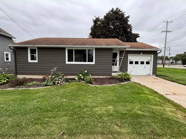 729 W Cedar Street, HILBERT, WI 54129