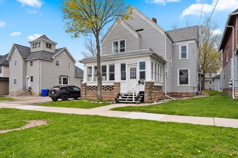 714 Metoxen Avenue, Kaukauna, WI 54130-2518 - #3
