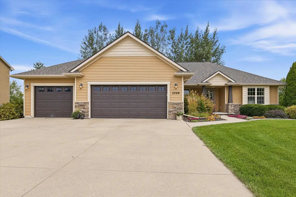 N2288 Hillandale Drive, Greenville, WI 54942-0000 - #1