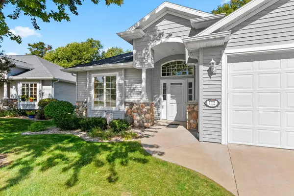 112 Regent Place, NEENAH, WI 54956-5077