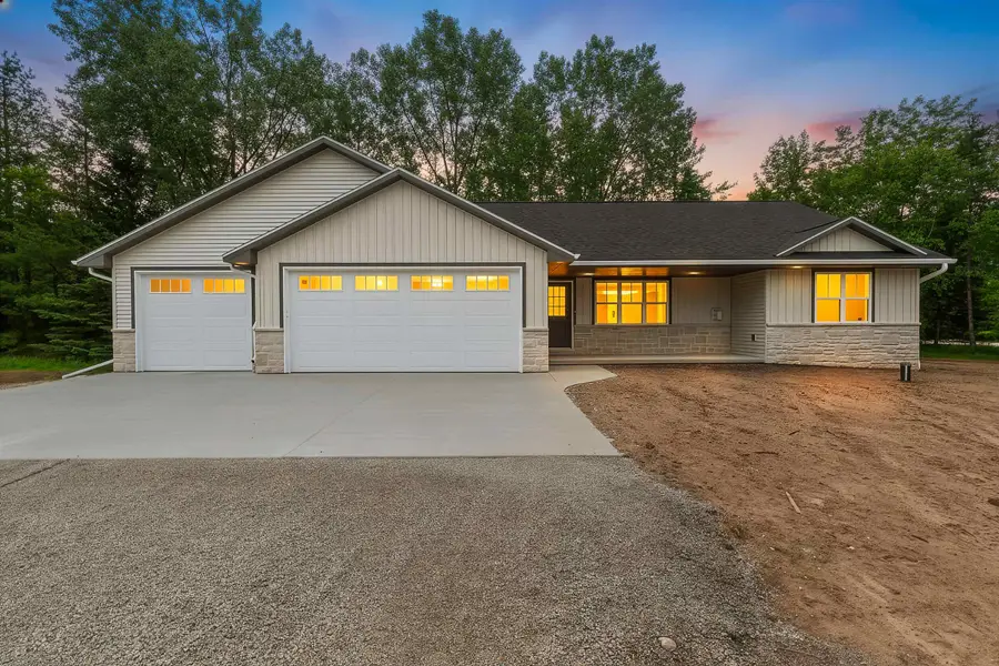 482 High Ridge Trail, Pulaski, WI 54162-3300 - #2