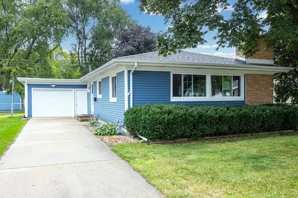 1406 Hazel Street, OSHKOSH, WI 54901