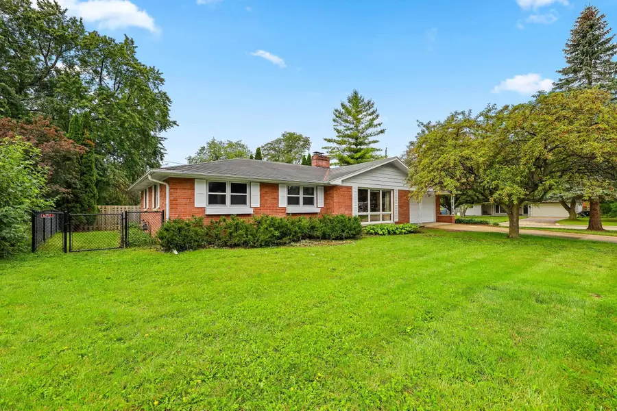 140 Helene Court, Green Bay, WI 54301 - #3