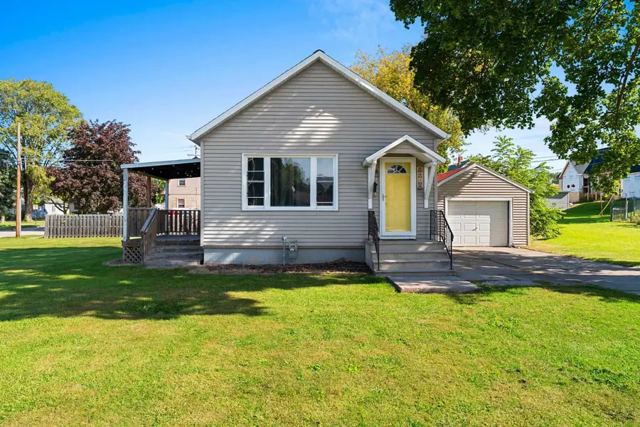 1571 Charles Street, Green Bay, WI 54302 - #3