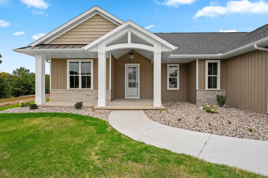 4405 Nature Ridge, Howard, WI 54313-0000 - #2