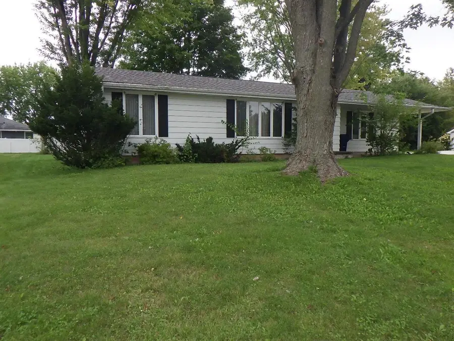 70 Grove Street, Clintonville, WI 54929 - #2