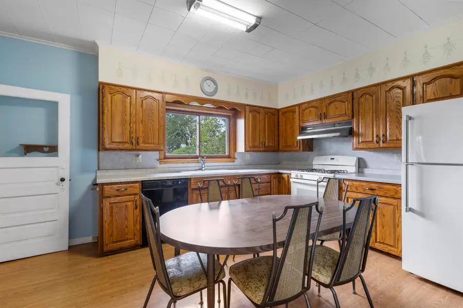 1123 Garfield Avenue, Marinette, WI 54143 - #3