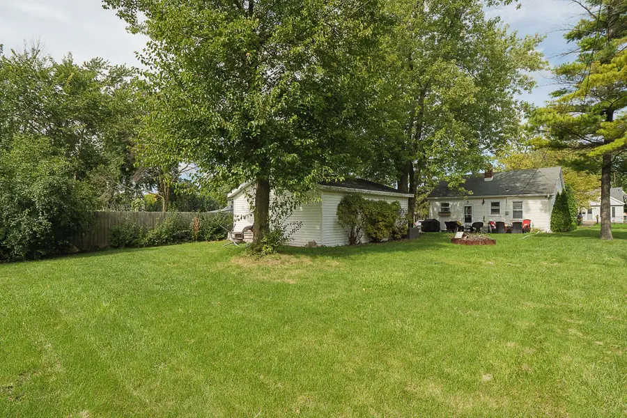 932 Mansion Street, De Pere, WI 54115-3242 - #2