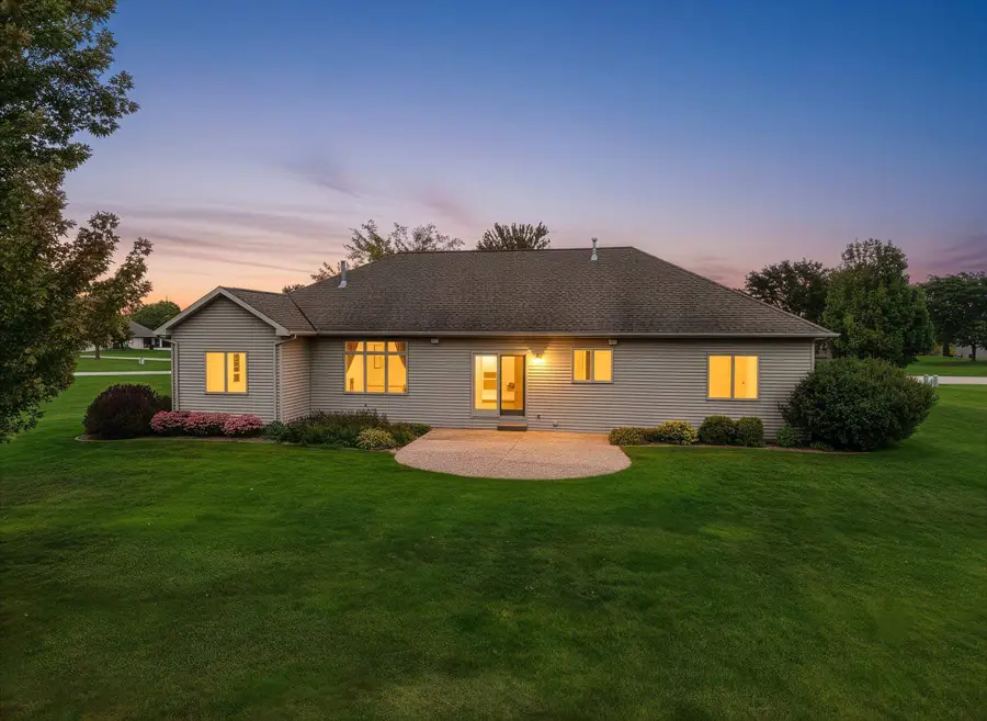 442 Windmill Drive, Kaukauna, WI 54130 - #2