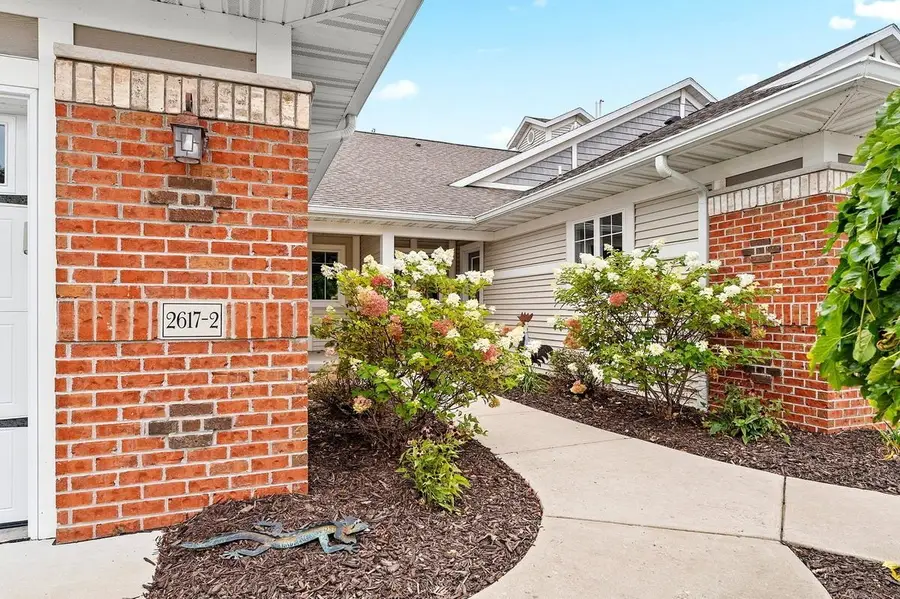 2617 Bay Harbor Circle #2, Green Bay, WI 54304 - #2