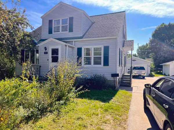 3009 Hall Avenue, MARINETTE, WI 54143