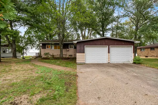 N2564 Shore Drive, MARINETTE, WI 54143