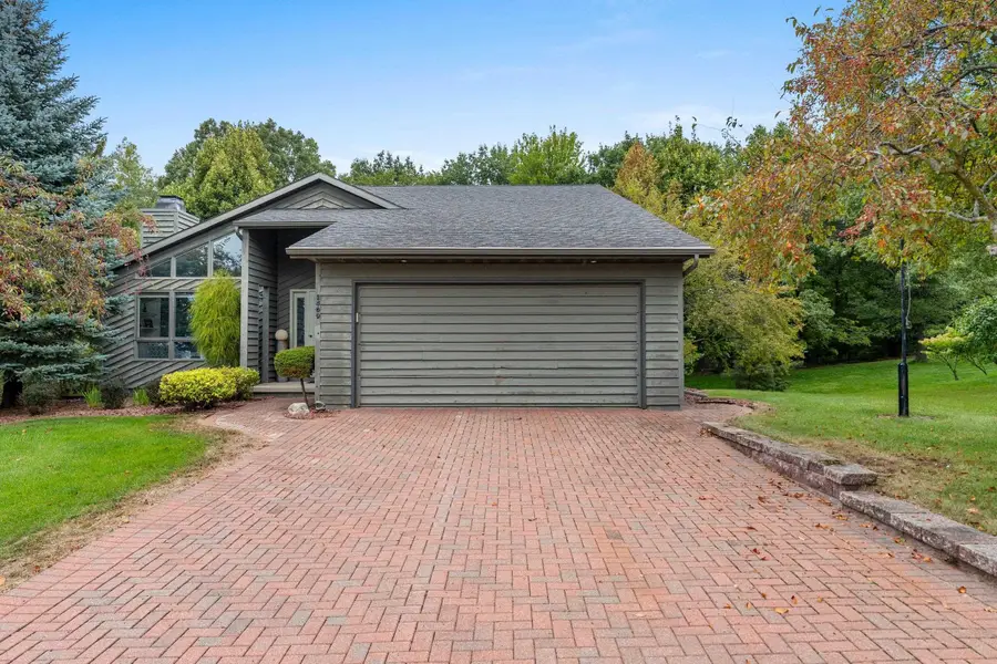 1409 N Bay Highlands Drive, Green Bay, WI 54311 - #2