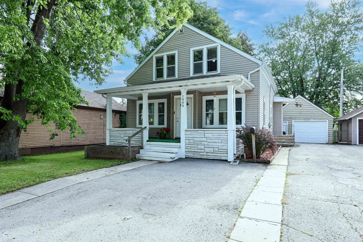 1000 Lawe Street, Kaukauna, WI 54130 - #1