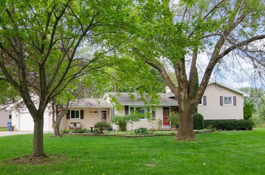 600 Harvard Drive, Neenah, WI 54956-3512 - #2