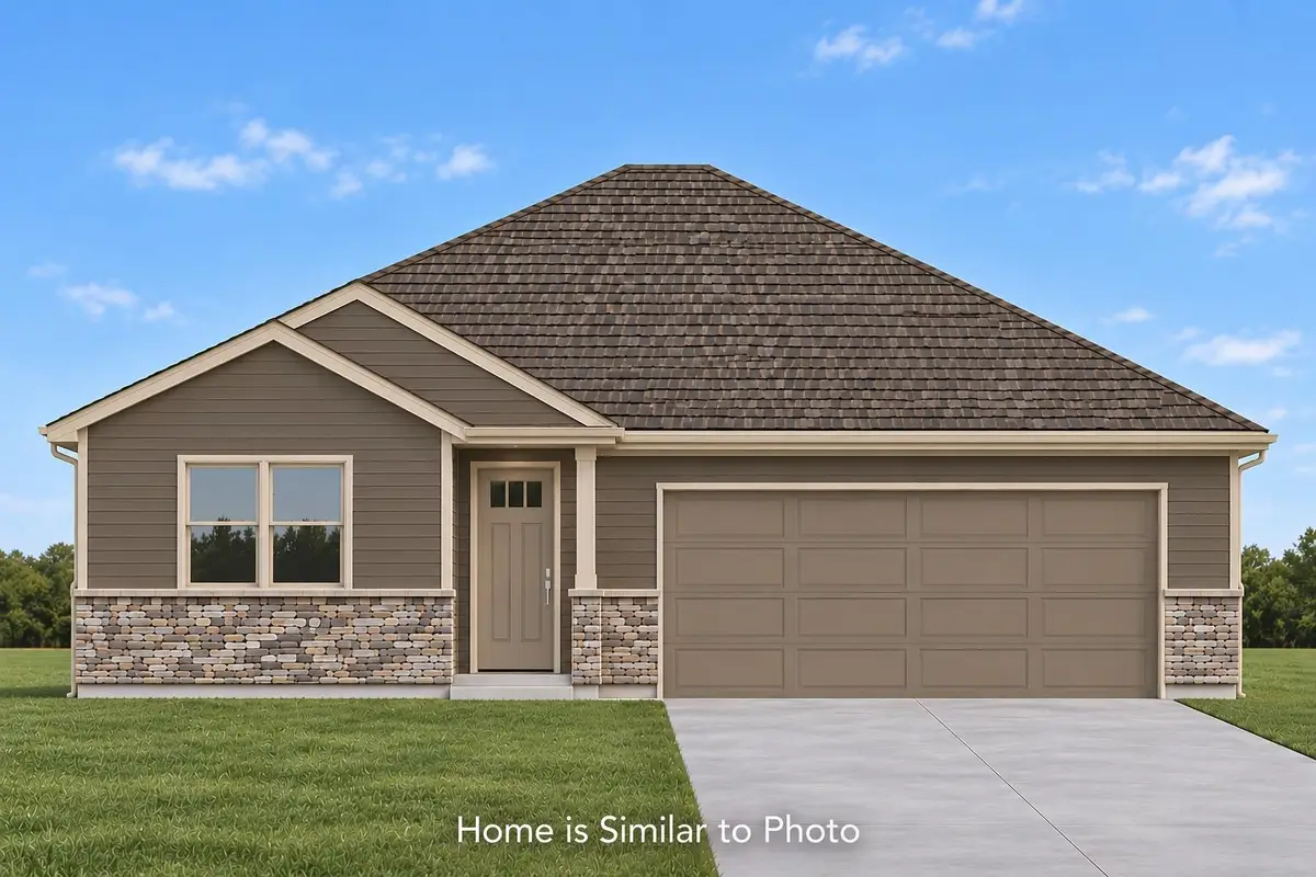 1941 Huffcutt Lane, Waupaca, WI 54981-0000 - #1