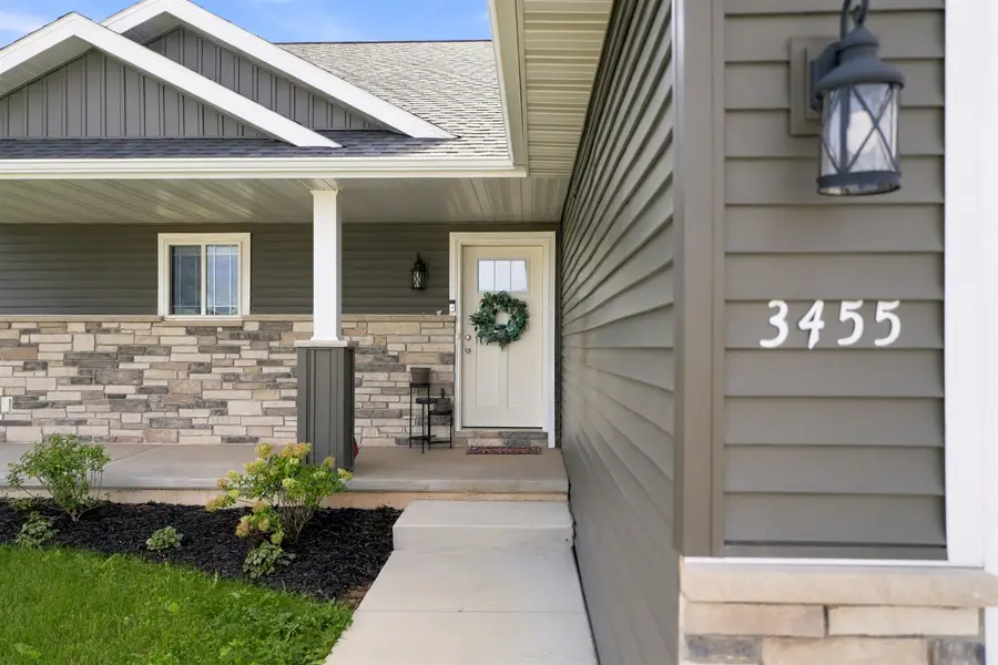 3455 E Rubyred Drive, Appleton, WI 54913 - #2